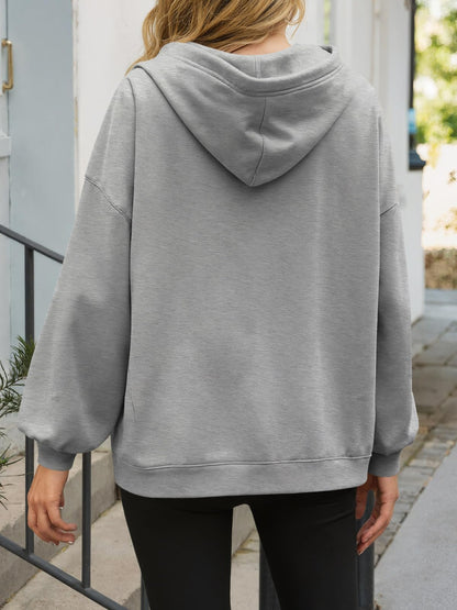 Fisoew Women's Hoodies Oversized Sweatshirts Casual Long Sleeve Side Slit Pullover Tops Fall Winter Outfits With Pocket